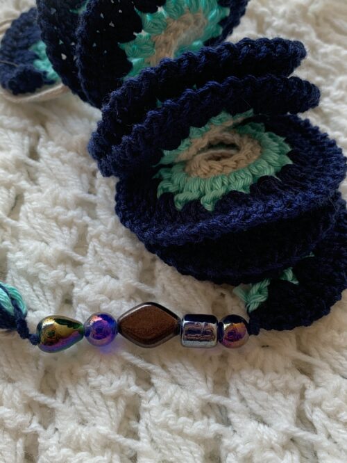 Molinillo de viento de ganchillo color azul