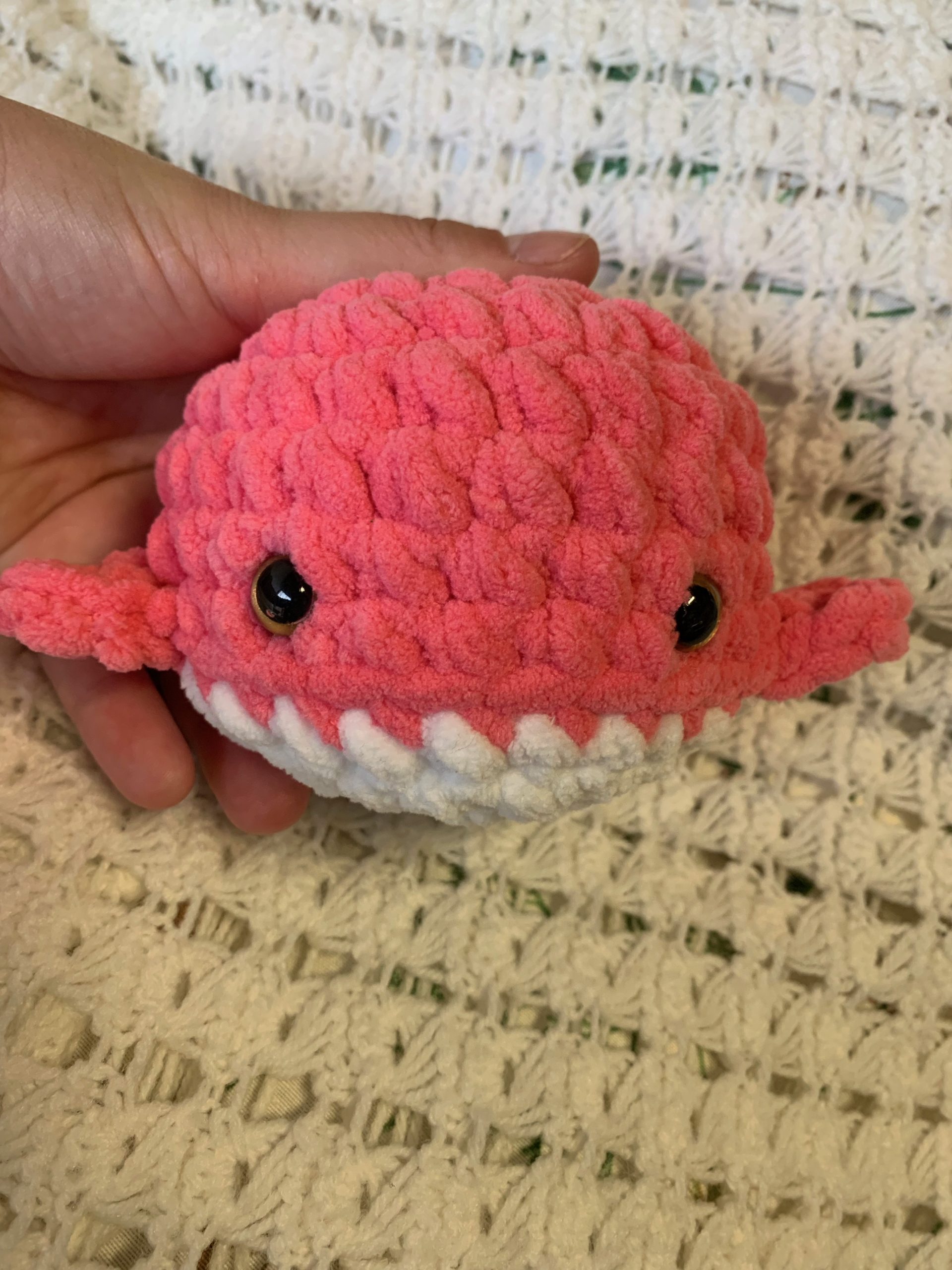 Mini Ballena Amigurumi Rosa - suave juguete de peluche tejido a mano - Imagen 3